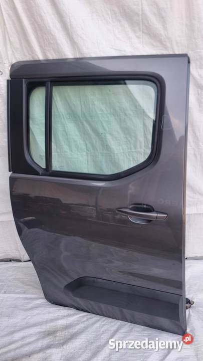 DRZWI TYŁ PRAWE BOCZNE OPEL COMBO E G40 kujawsko-pomorskie