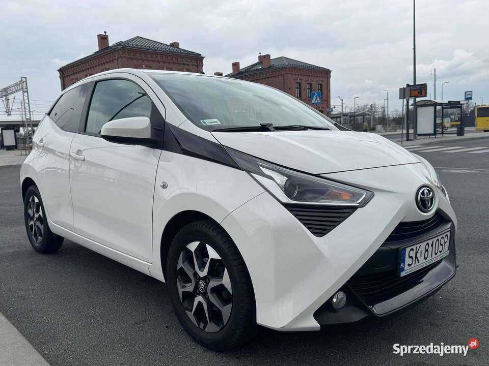 Toyota aygo 1 właściciel Polski salon 50210km Dąbrowa Górnicza
