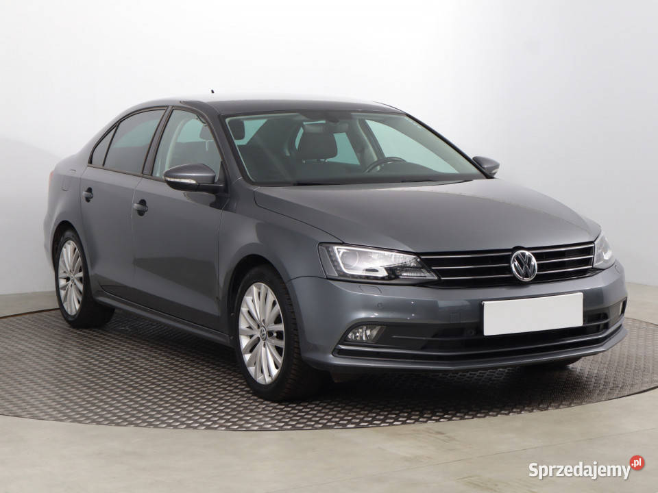 VW Jetta 14 TSI wielofunkcyjna kierownica
