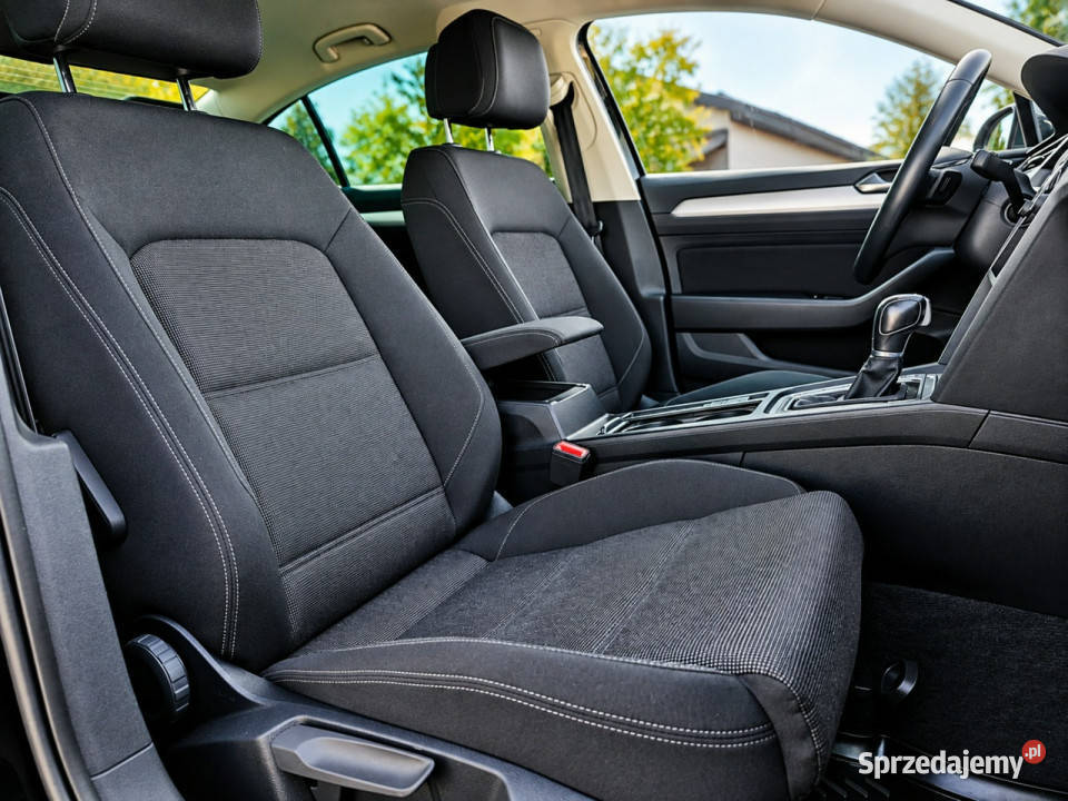 Volkswagen Passat B8 20142023 czarny Volkswagen Sadlno