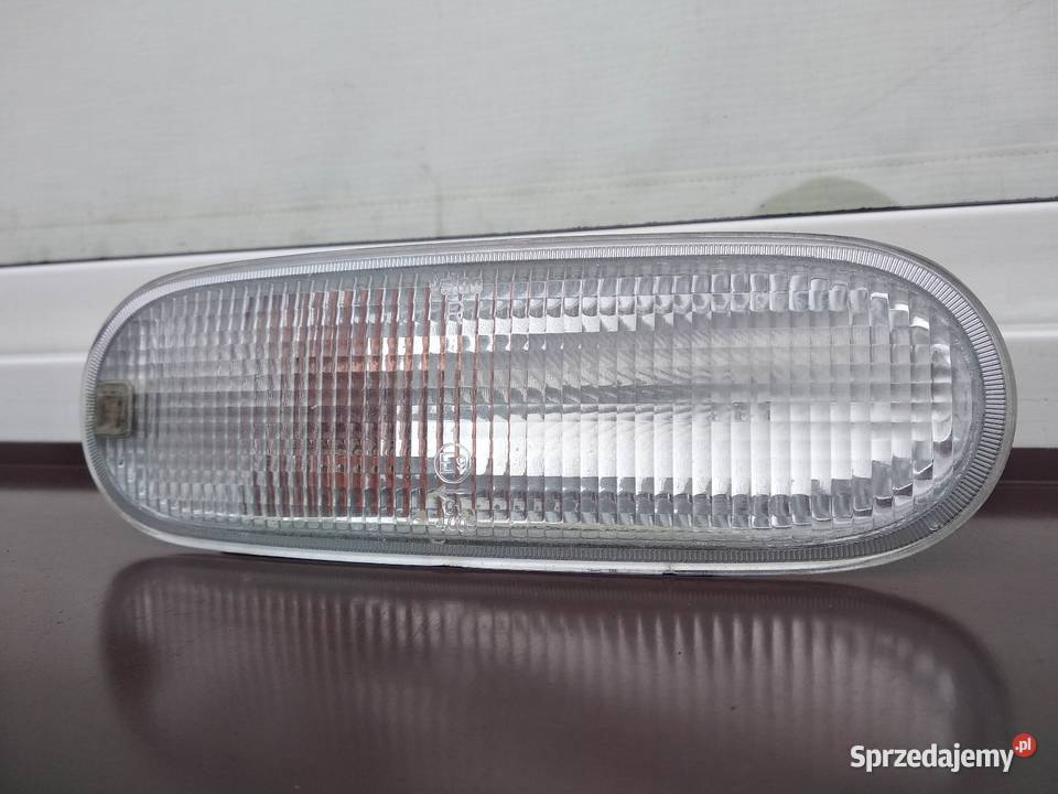 VW Beetle I 1C kierunkowskaz kierunek migacz osobowe