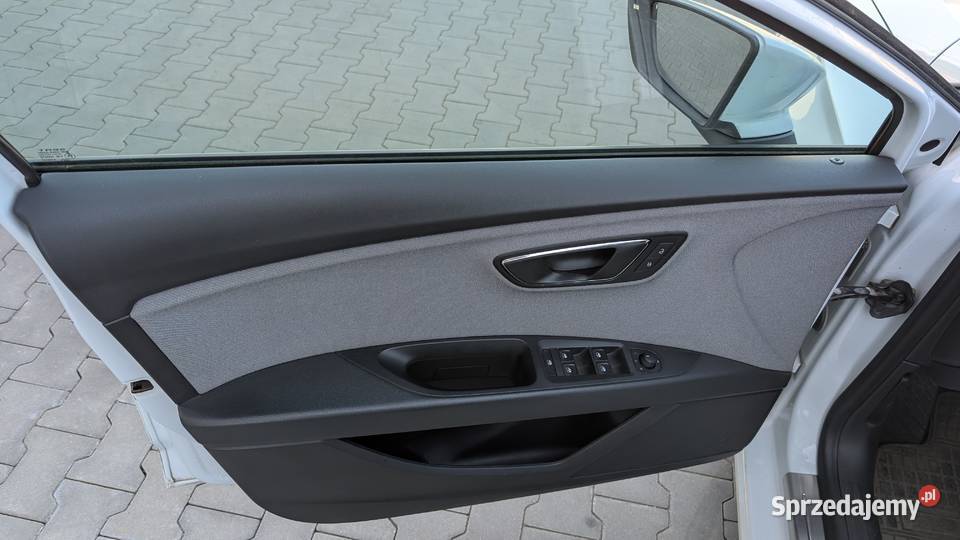 Seat Leon ST Style 14 TSI 125 serwis ASO Android Rok produkcji 2018 Łódź