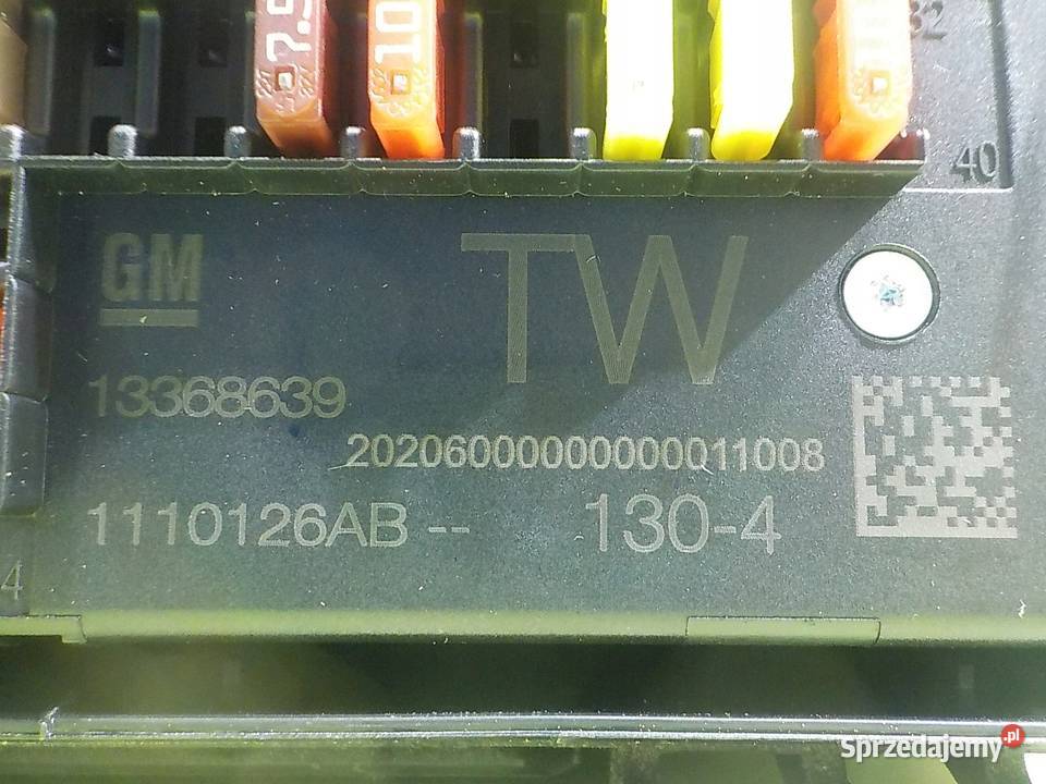 ASTRA J IV LIFT 14 T 14r HB 5D skrzynka Skrzynki bezpieczników Suków