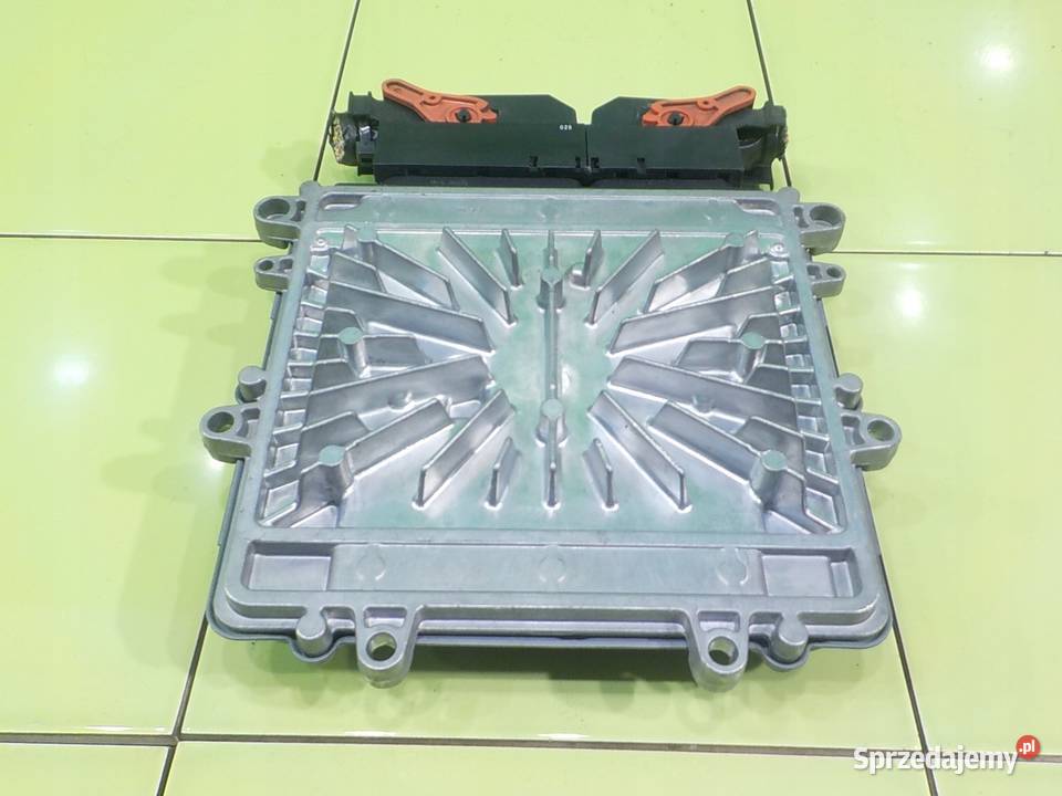 VOLVO XC90 I LIFT 24 D5 08r sterownik komputer Suków