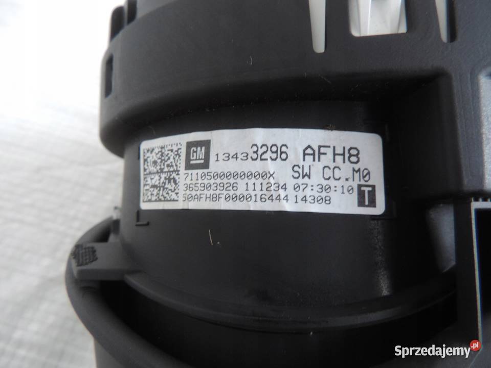 OPEL ADAM LICZNIK ZEGAR 13433296 ANGLIK osobowe