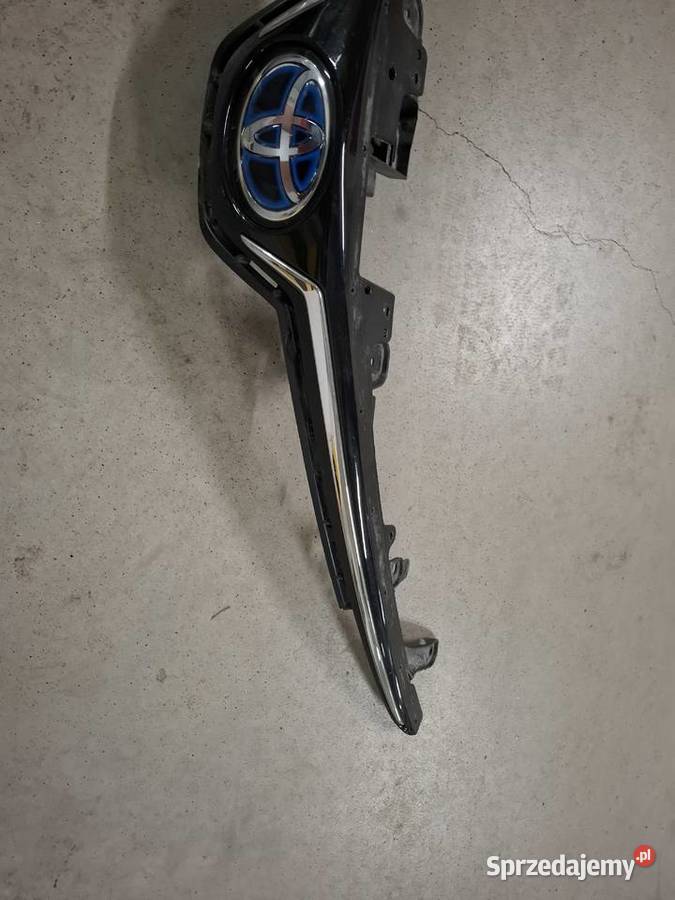 TOYOTA COROLLA E21 SEDAN GRILL Wrocław