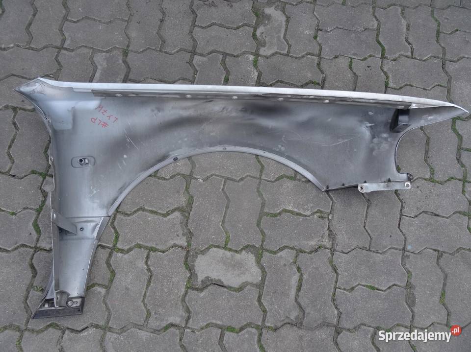 AUDI A8 D2 BLOTNIK LEWY PRZOD LY7W Przemęt
