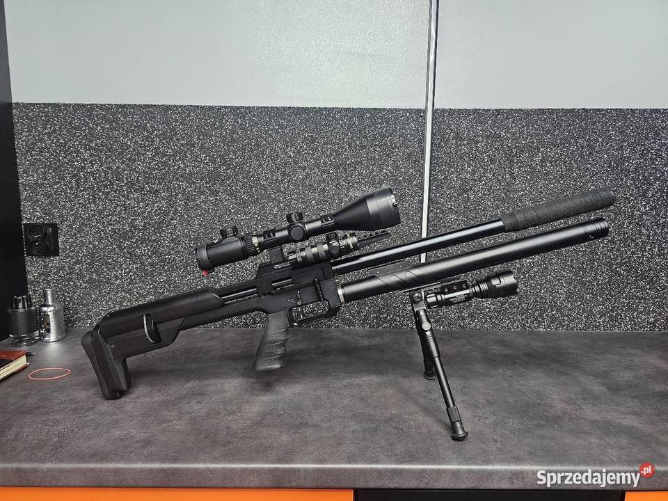 Snowpeak M60 635MM doposażona Prawie Nowa Sporty strzeleckie i myślistwo Chmielnik sprzedam