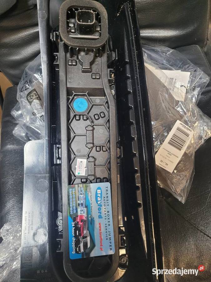 LAMPA TYŁ FORD CUSTOM 2728876 PZ3113405AD Pozostałe Radom sprzedam