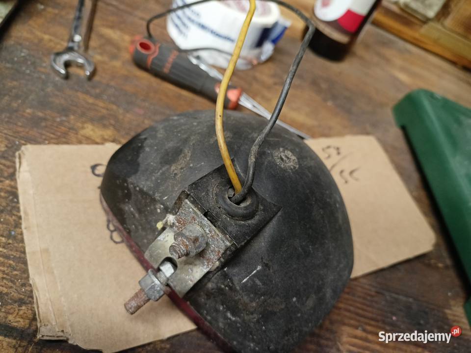lampa fiat 126p przeciwmgielna osobowe Olesno