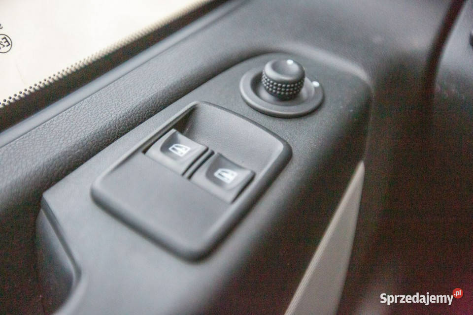 Renault Trafic L2H1 BRYGADOWY 5OSÓB 125 komputer pokładowy Jarocin