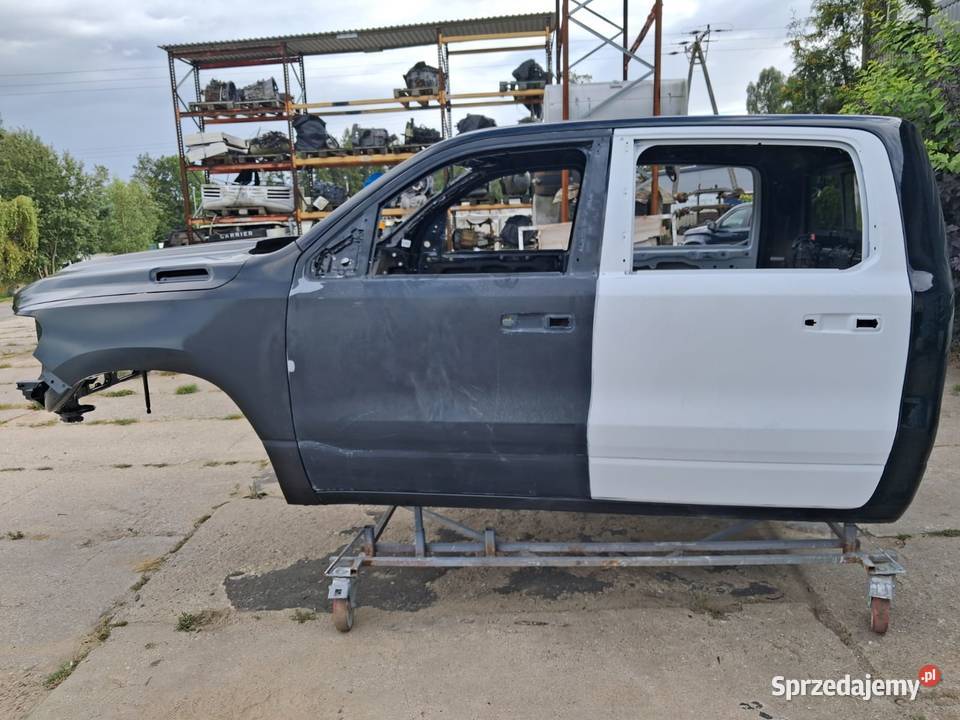 Kabina Ram 1500 CrewCab V generacja 2020 r Rok produkcji 2020