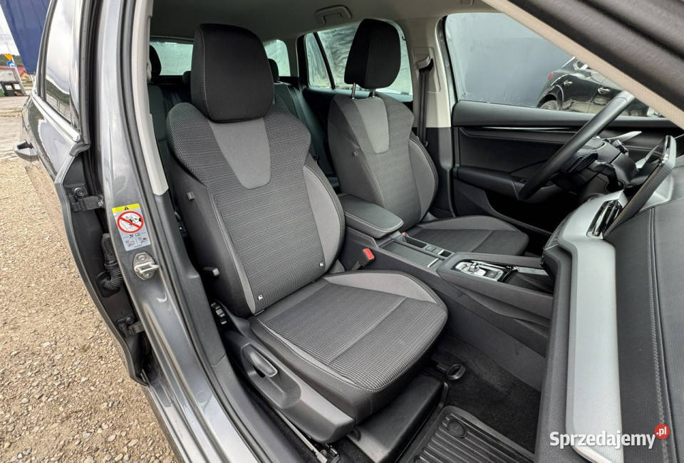 koda Octavia Selection Combi 15 TSI mHEV 150 DSG Kielce sprzedam