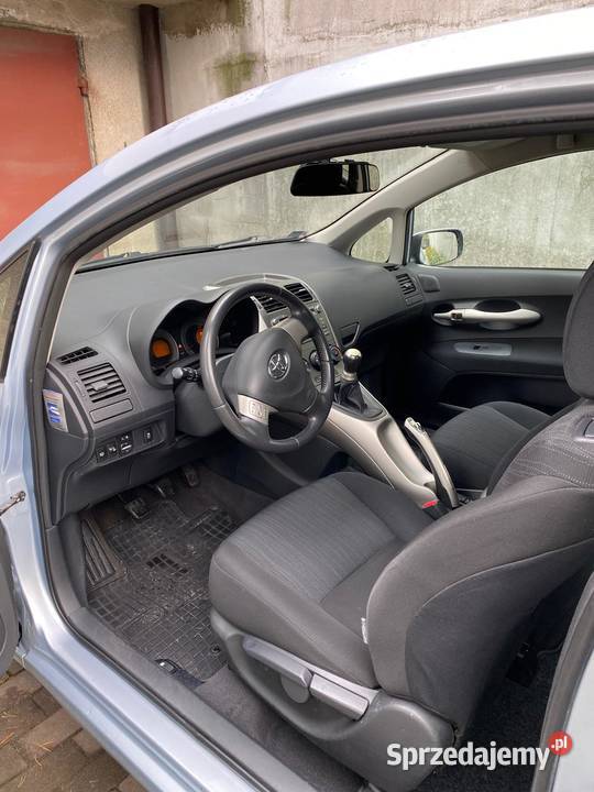 Toyota Auris niski przebieg bez wkladu