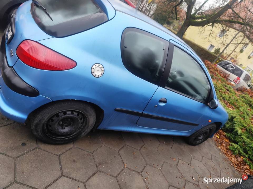 Peugeot 206 16 bezyna Rok produkcji 1999 sprzedam