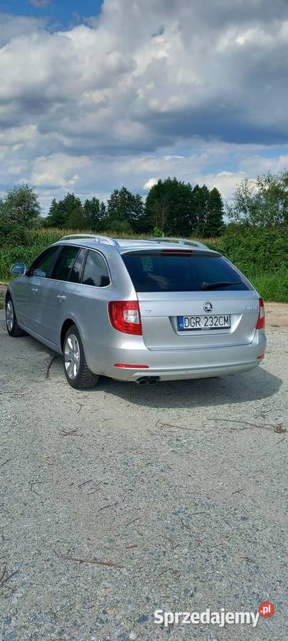 Ładny superb 20 tdi xenon keyless Superb