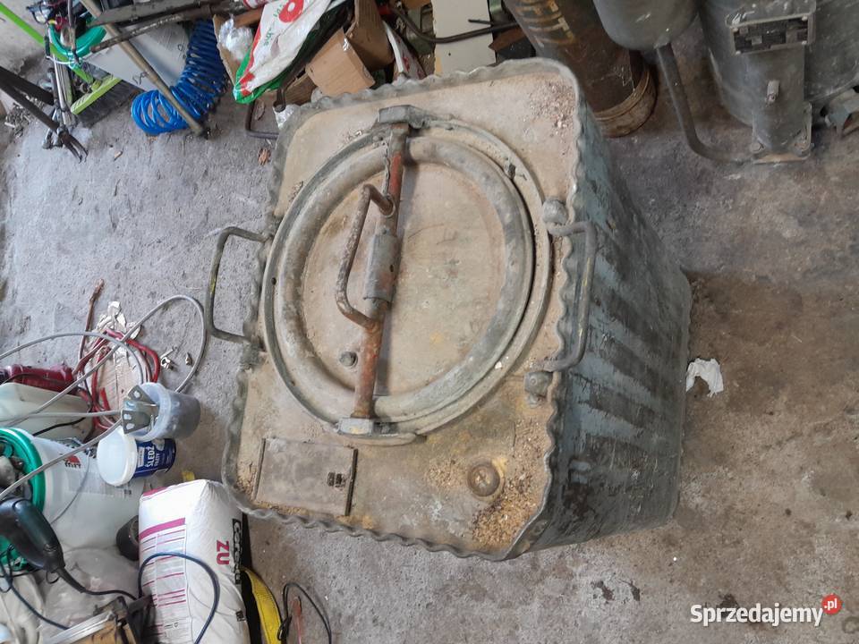 Skrzynia na proch z mosiądzu ok 20 Krosno Odrzańskie