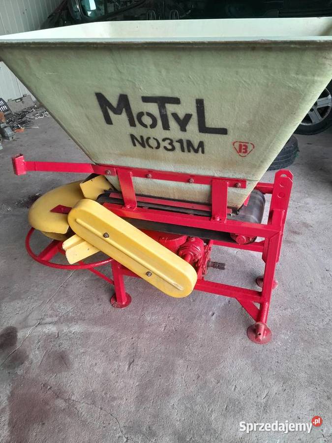 Rozsiewacz nawozu motyl Ulan-Majorat