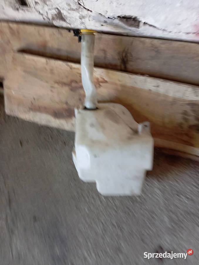 Zbiorniczek płynu do spryskiwaczy Opel Vectra c Zbiorniki płynu do spryskiwaczy lubelskie Tyszowce sprzedam