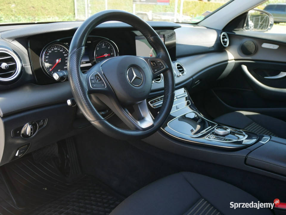 Mercedes E 220 20D 220D 194 Eu6 Sedan Automat nawigacja śląskie Goczałkowice-Zdrój