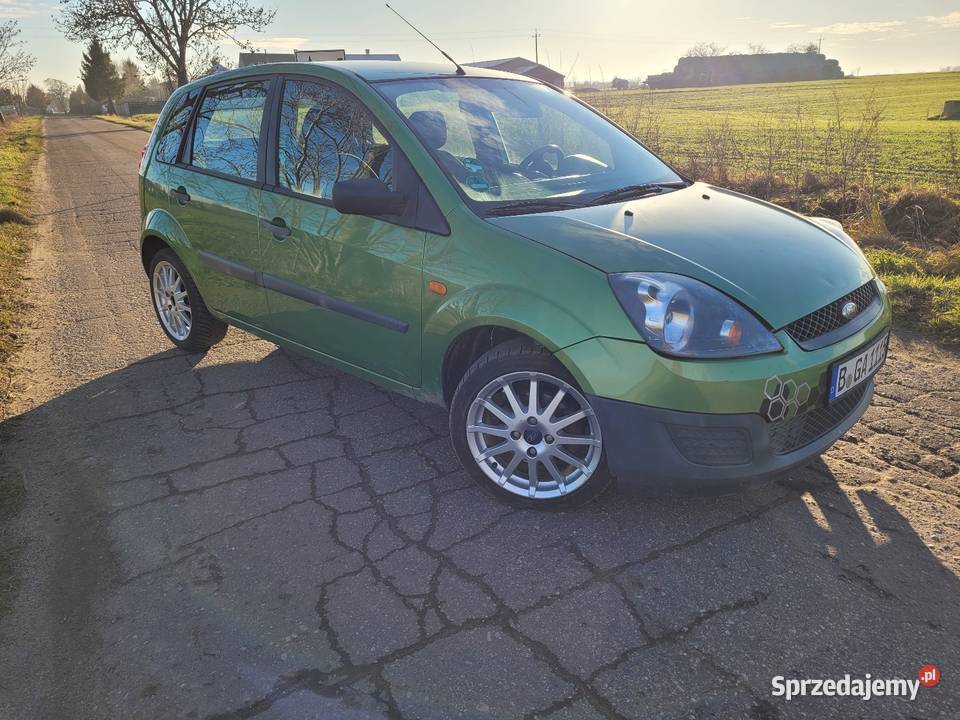 Fiesta 13 benzyna 2006r klima nieuszkodzony Motoryzacja wielkopolskie Szamotuły