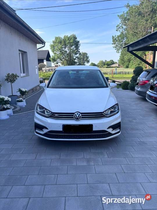 Golf Sportsvan R line nieuszkodzony Biała
