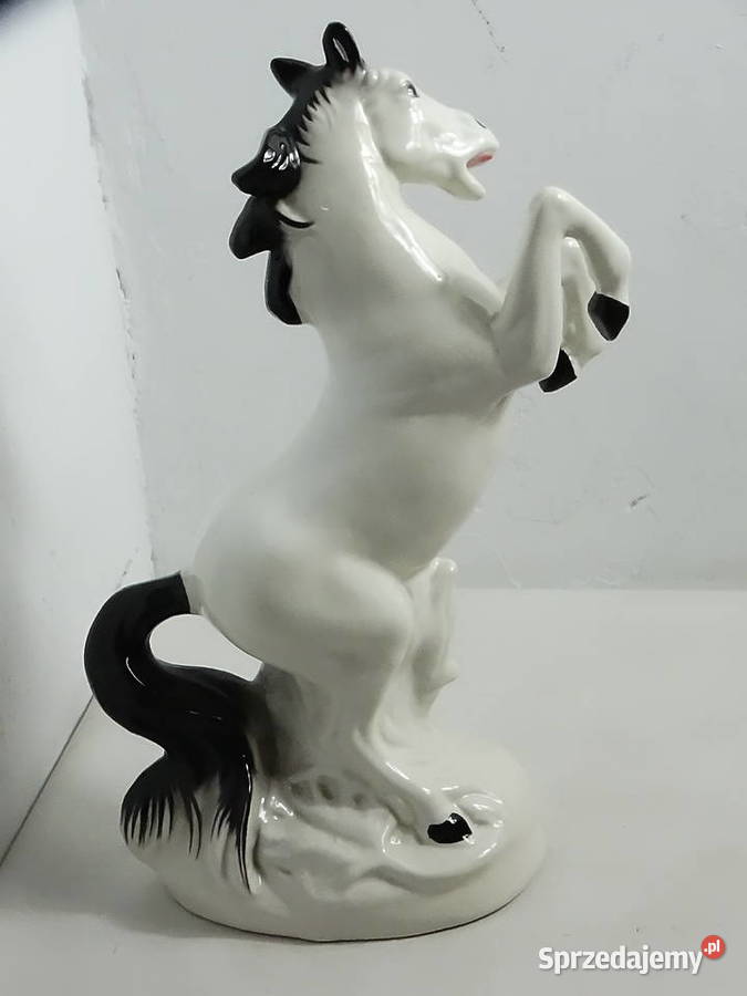 Duża ceramiczna figurka KOŃ stający dęba Vintage lubelskie Biłgoraj sprzedam
