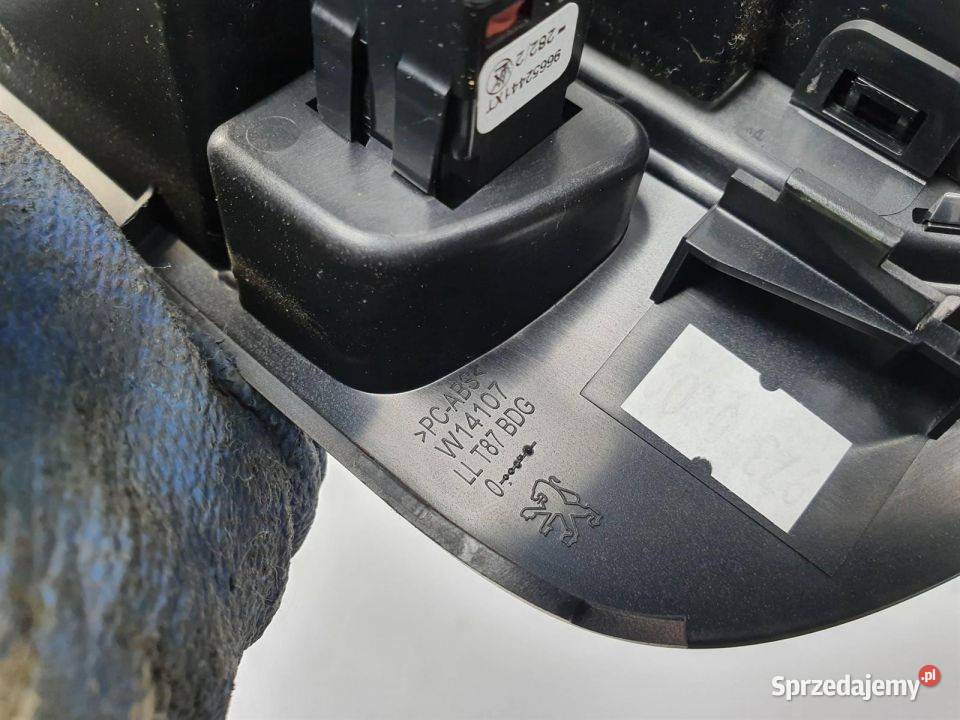 PRZYCISK PEUGEOT 5008 Pozostałe Lipno