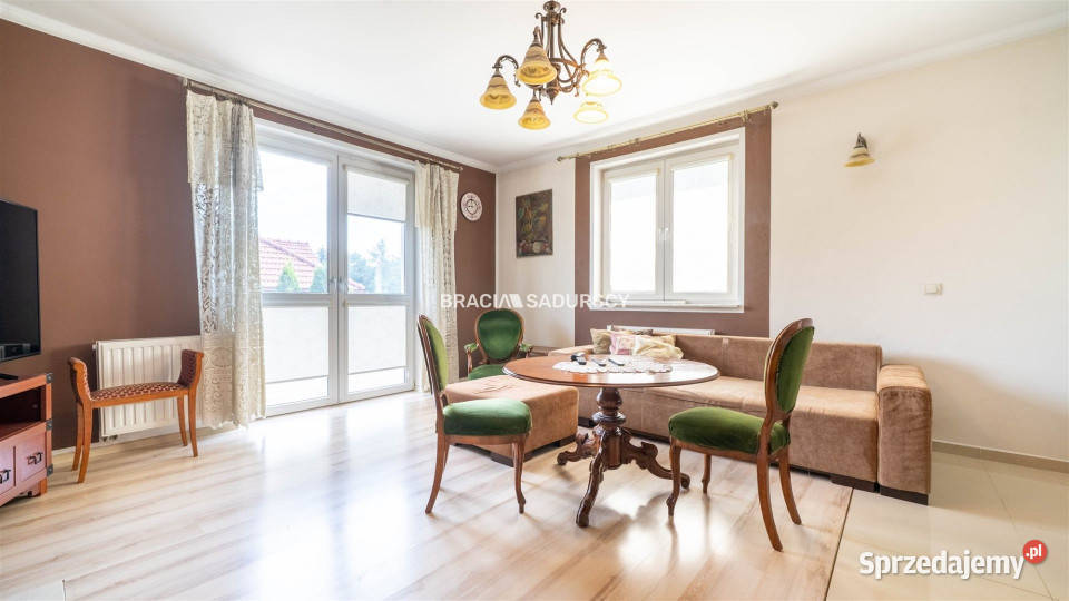 sprzedaży domu wolnostojącego Łapanów 166m2