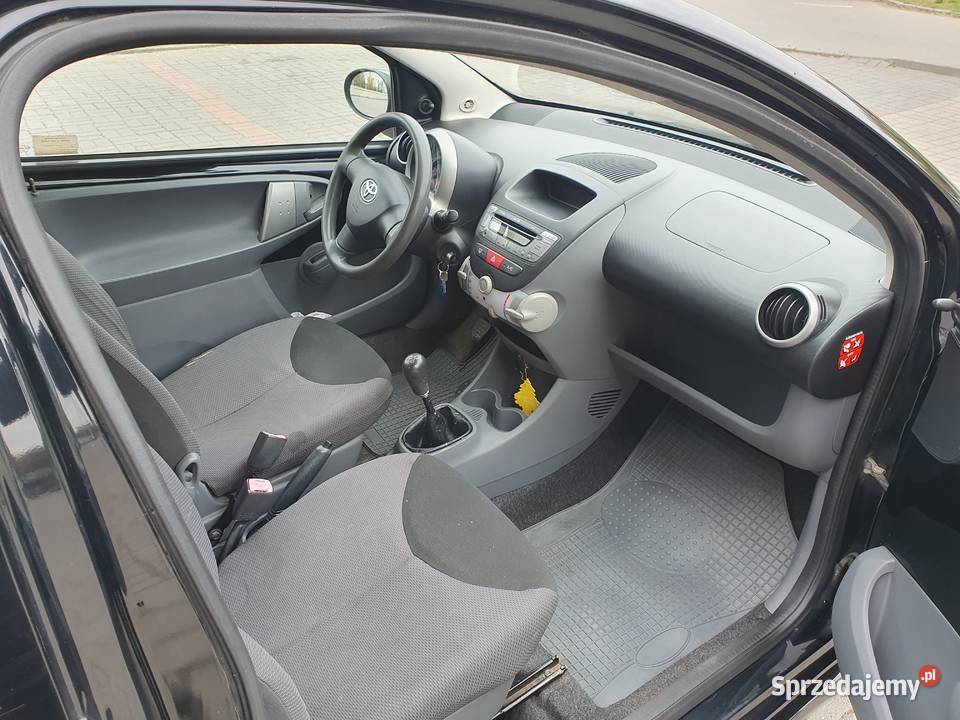Toyota Aygo 10 klimatyzacja 998cm3 mazowieckie Warszawa sprzedam