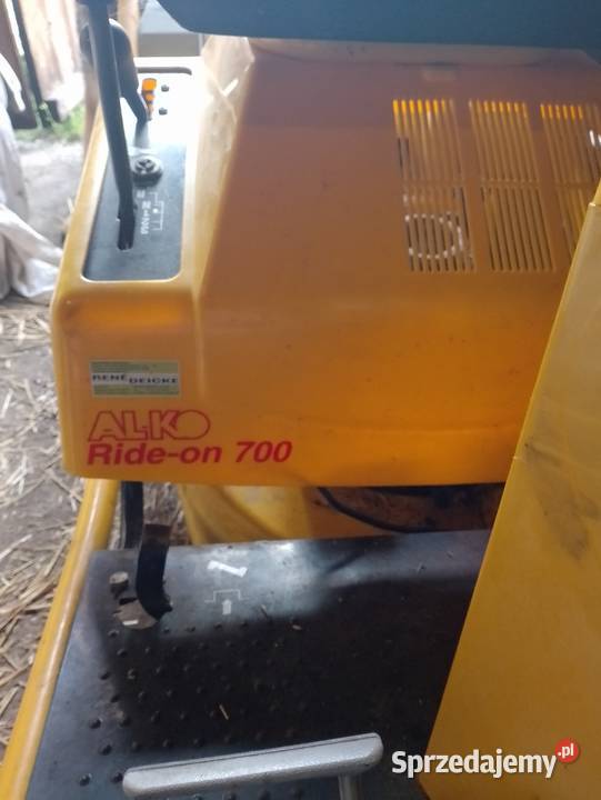 Traktor do koszenia trawy