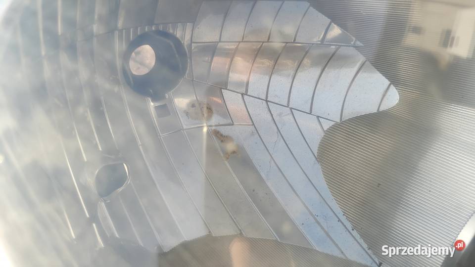 SUZUKI BALENO 2 II PRAWY REFLEKTOR LAMPA PRAWA sprzedam