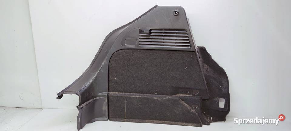 BOCZEK BAGAŻNIKA LEWY AUDI A1 3 DRZWI 8X3867761