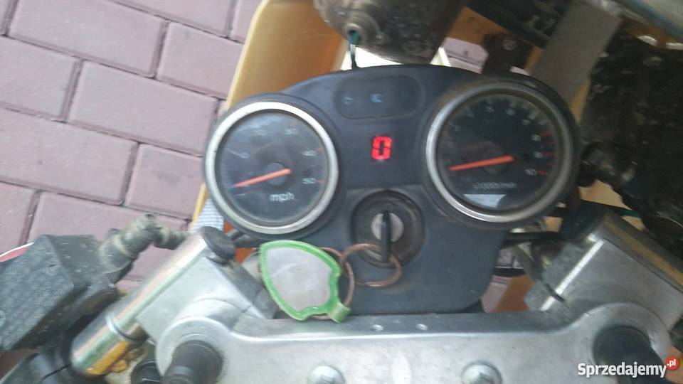 sprzedam motor szosowy 1000 PLN do lekkich Otałęż