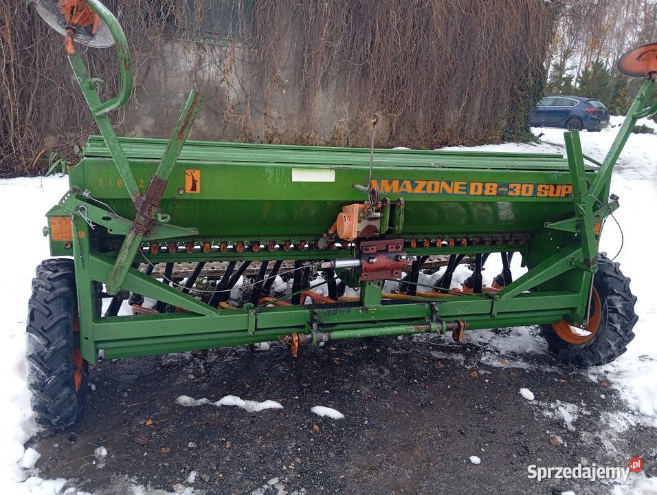 Amazone d8 super 3m siewnik zbożowy Siewniki i sadzarki Gniezno