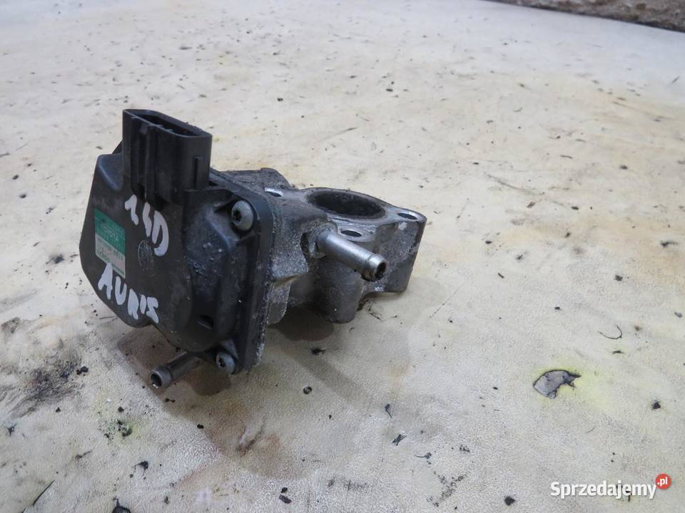 ZAWÓR EGR AURIS II 14 D4D 2580033011 osobowe