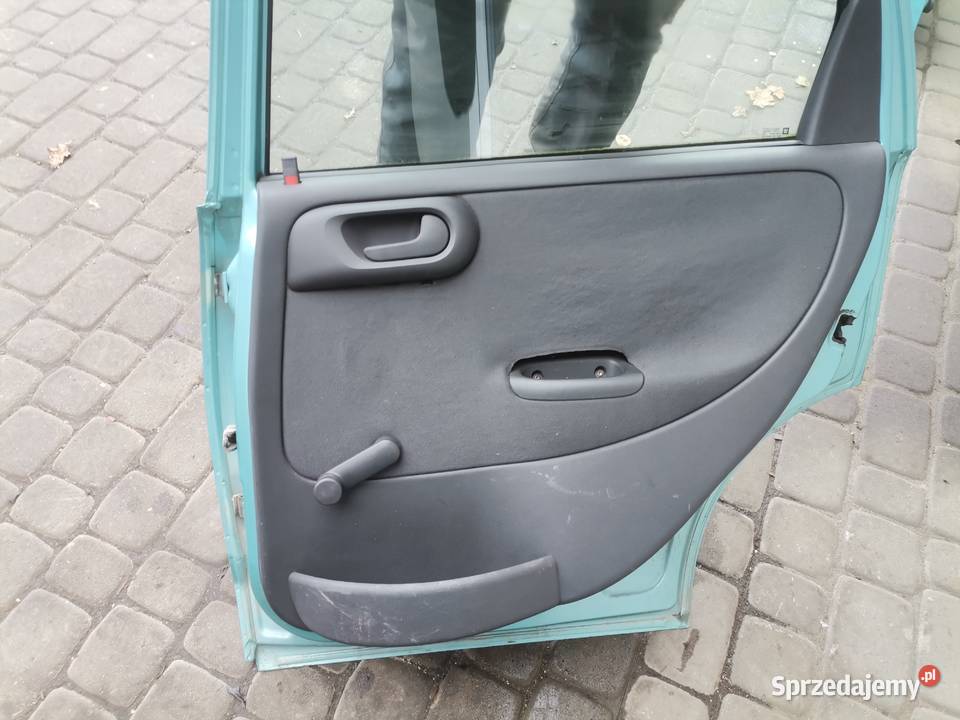 DRZWI PRAWY TYŁ OPEL CORSA C 5D Z397 Nowy Sącz