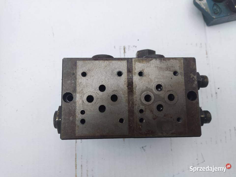 Blok hydrauliczny 2 sekcyjny Kotlin