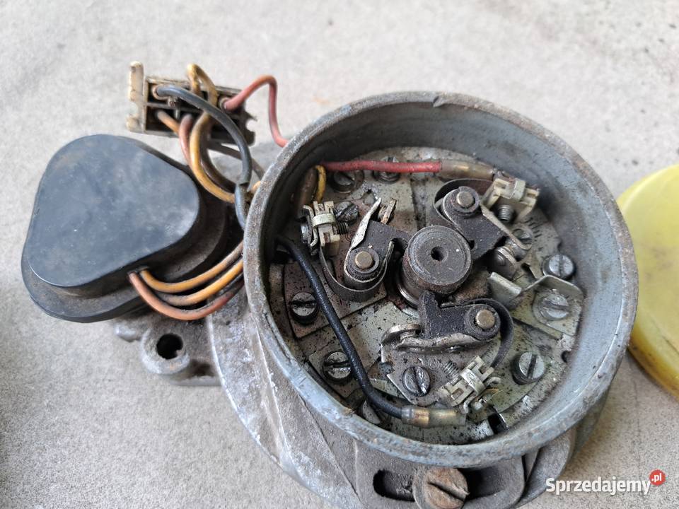 Aparat zapłonowy Syrena 103105