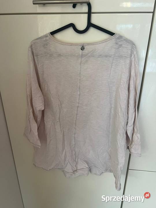 Biała koszulka z lekkim zdobieniem M pomorskie