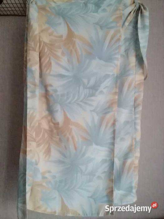 Spódnica damska z zakładanymi połami