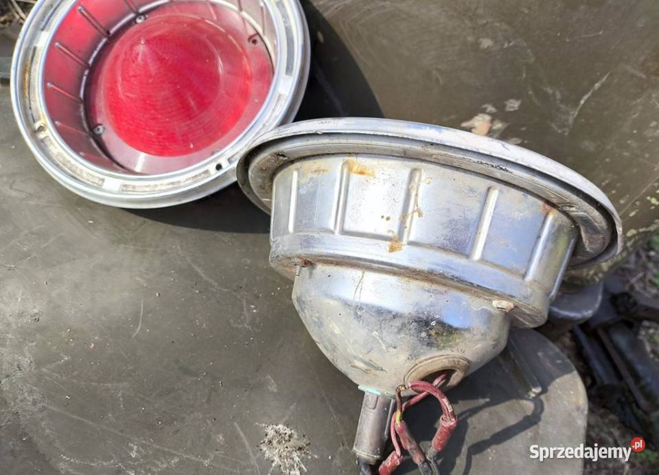 Tylne lampy Ford Fairlane 1964 wielkopolskie Poznań