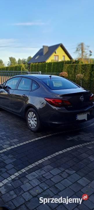 Sprzedam Opel Astra j 2014 r