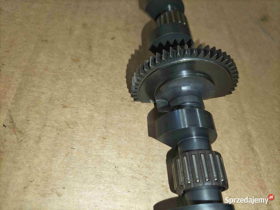 Wałek pośredni VVT BMW N62 E63 E64 645Ci E65 E66 osobowe Poręba