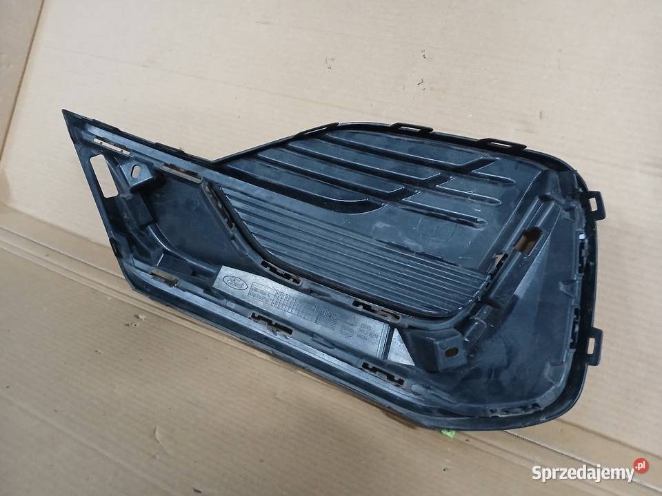 KRATKA W ZDERZAK PRAWA FORD FIESTA MK8 STLINE osobowe Drezdenko