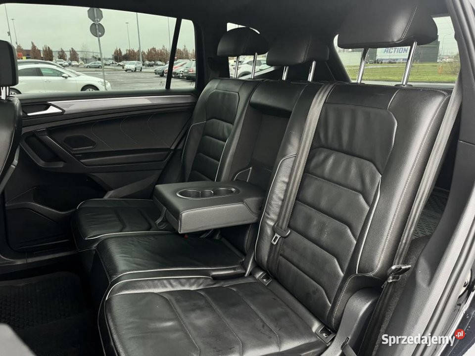 Volkswagen Tiguan Allspace 2021r 4x4 Hak FV23