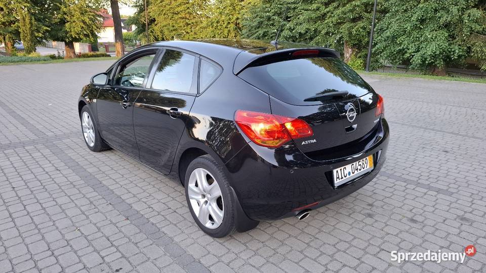 OPEL ASTRA J 14 TURBO stan sprowadzony