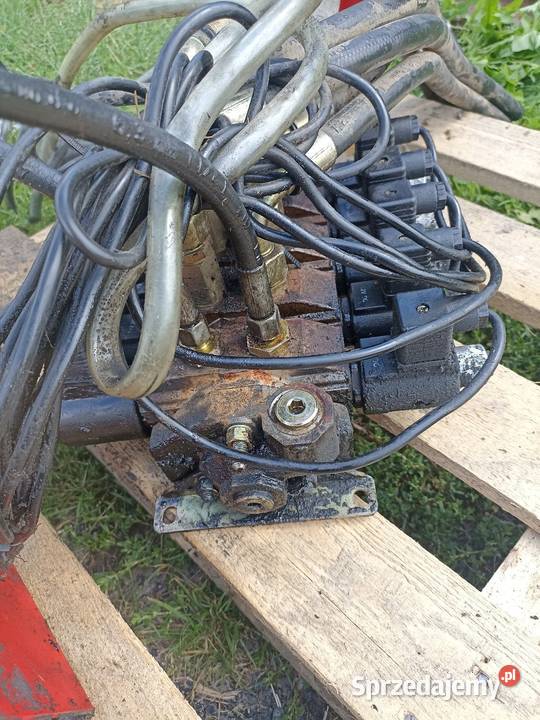 Rozdzielacz hydrauliczny elektryczny 6 sekcyjny lubelskie