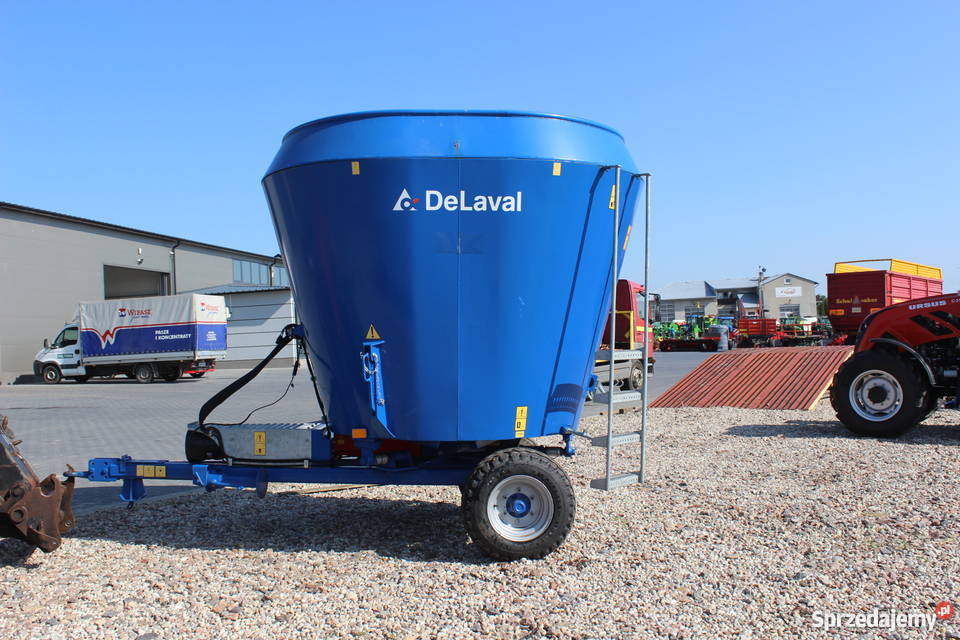 Wóz paszowy DeLaval 810 m 3 Sokoły