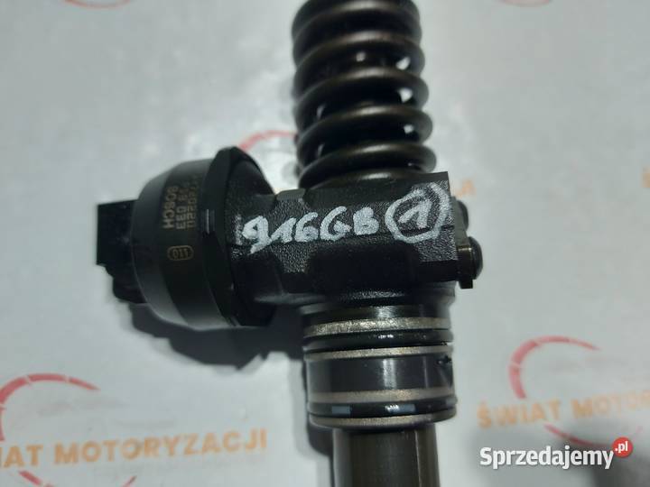 VW Touareg 50 TDI V10 AYH 313 195 wtryskiwacz sprzedam
